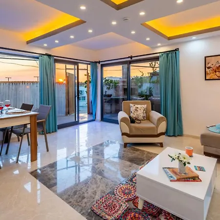Mehmet 4 Villa Kaş