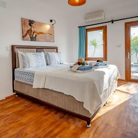 Mehmet 4 Villa Kaş